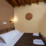 Aglaea Apartment In Rhodes Old Town