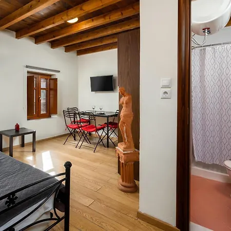 公寓 3卡里特斯老城公寓 Rhodes City